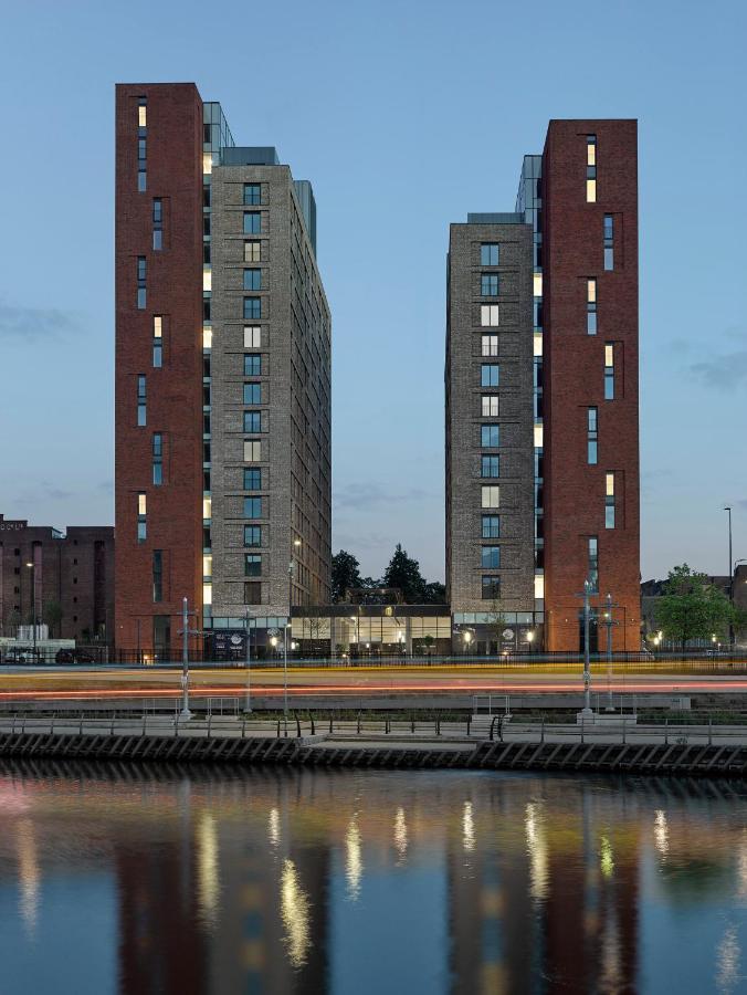 Trafford Suite Modern 1 Bed With Cinema Room Manchester Exterior photo